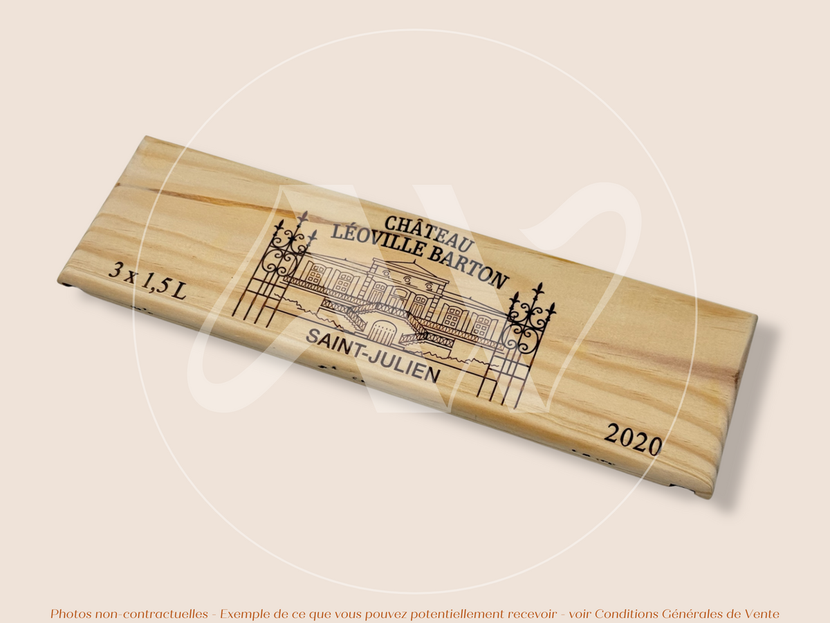 Estampe / Façade d'une caisse de vin en bois du Chateau Leoville Barton - 2020 - Bordeaux | Format : 30x9 cm