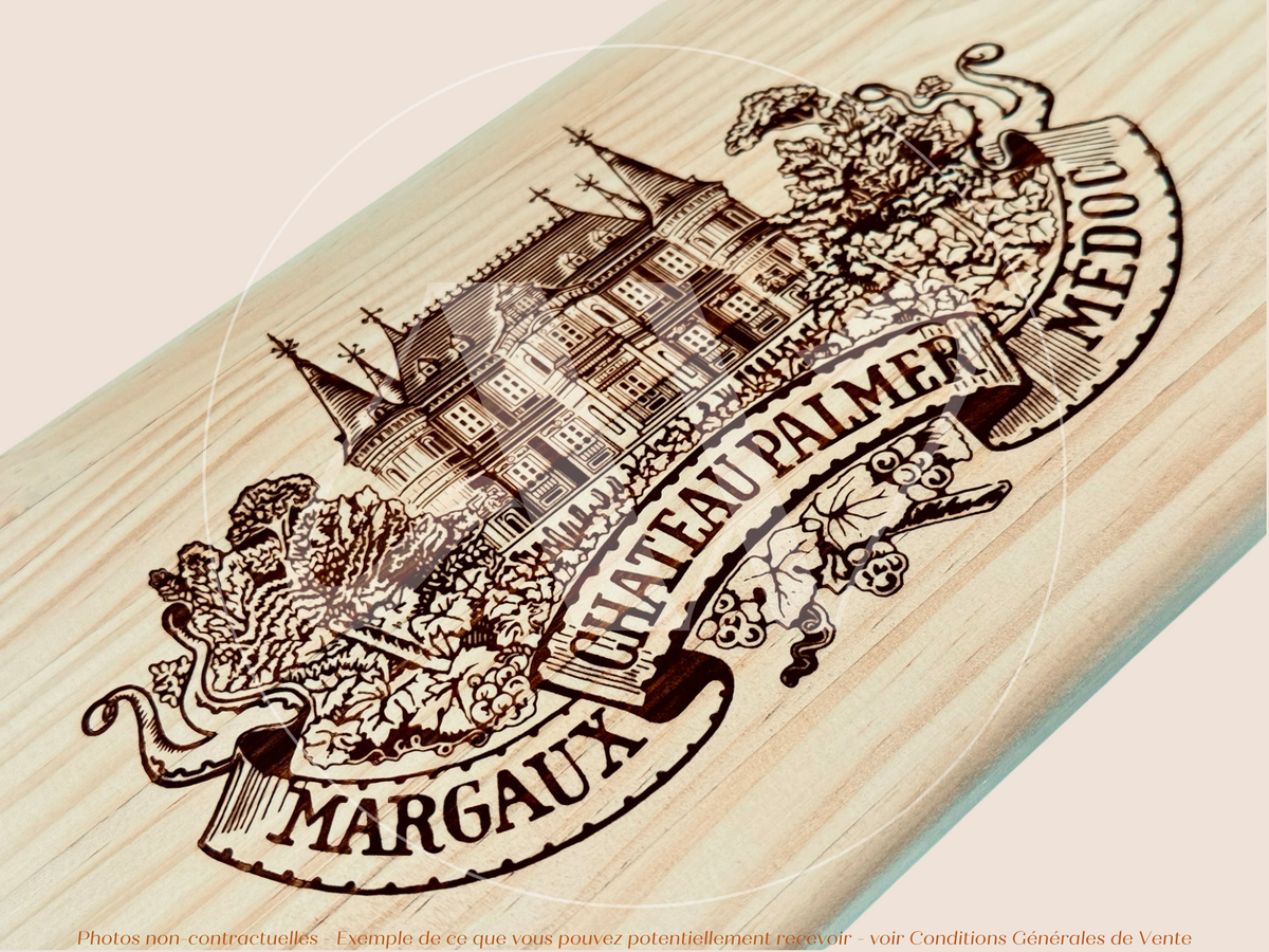 Estampe / Façade d'une caisse de vin en bois du Chateau Palmer - Margaux - Bordeaux | Format 30x17 cm
