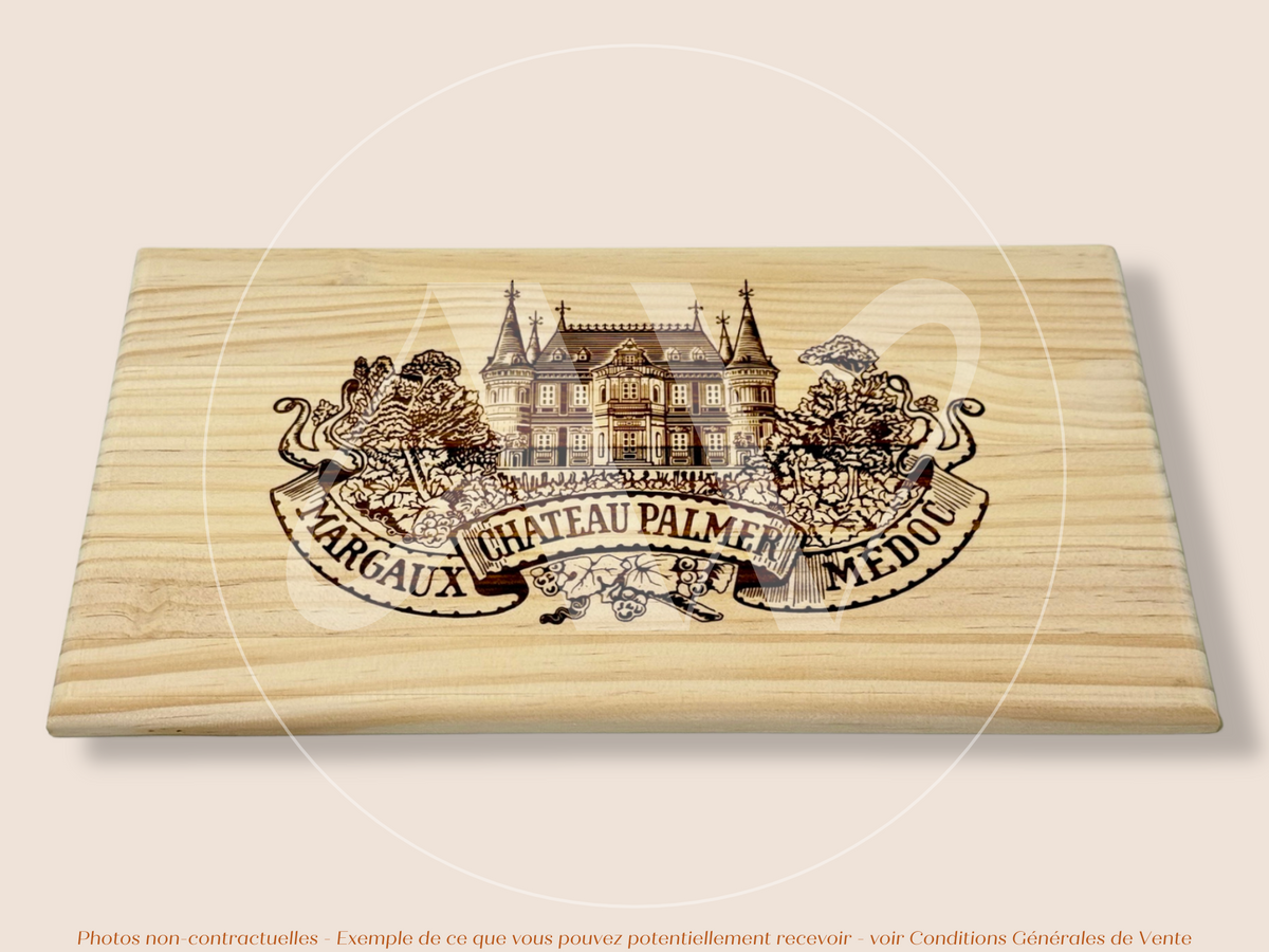 Estampe / Façade d'une caisse de vin en bois du Chateau Palmer - Margaux - Bordeaux | Format 30x17 cm